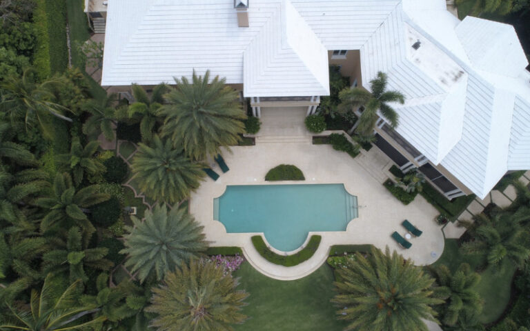 Why You Should Invest in Luxury Real Estate Now - propertydome