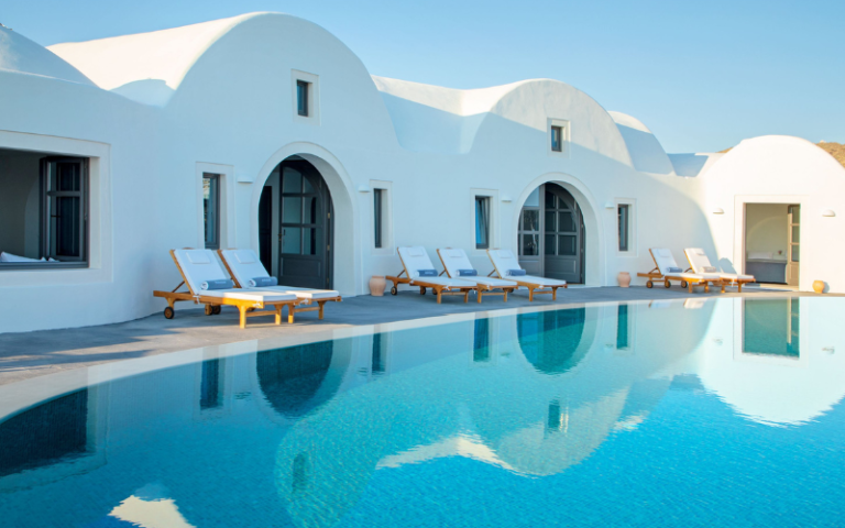 Santorini luxury travel